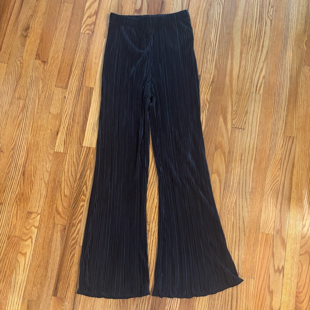 Black satin flare pant with linear detail. Size M. Bridesmaid get ready pant